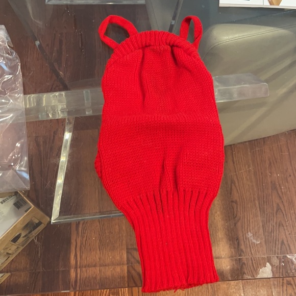 Red Dog Sweater Size Small - Picture 4 of 4